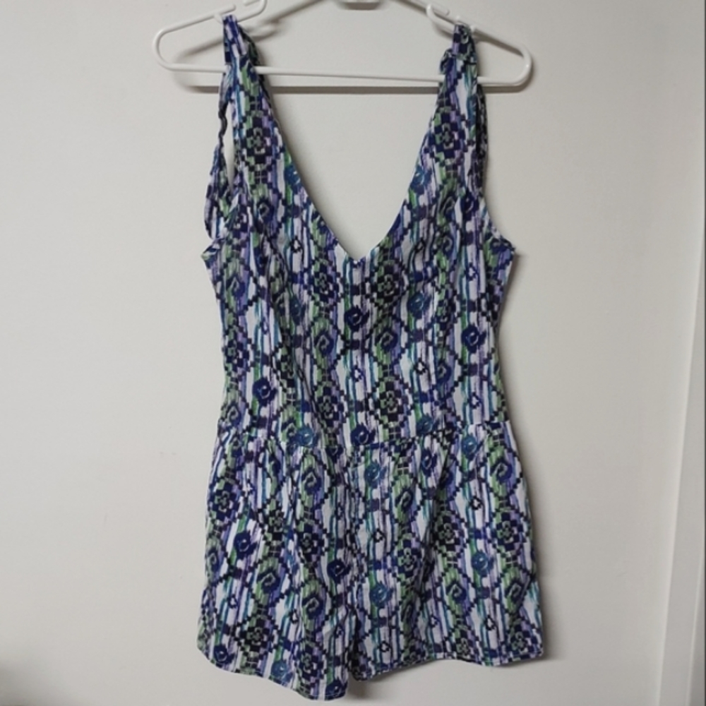 ☀️ Miley Cyrus Max Azria Y2K 2000s tribal Aztec romper junior's M women's S